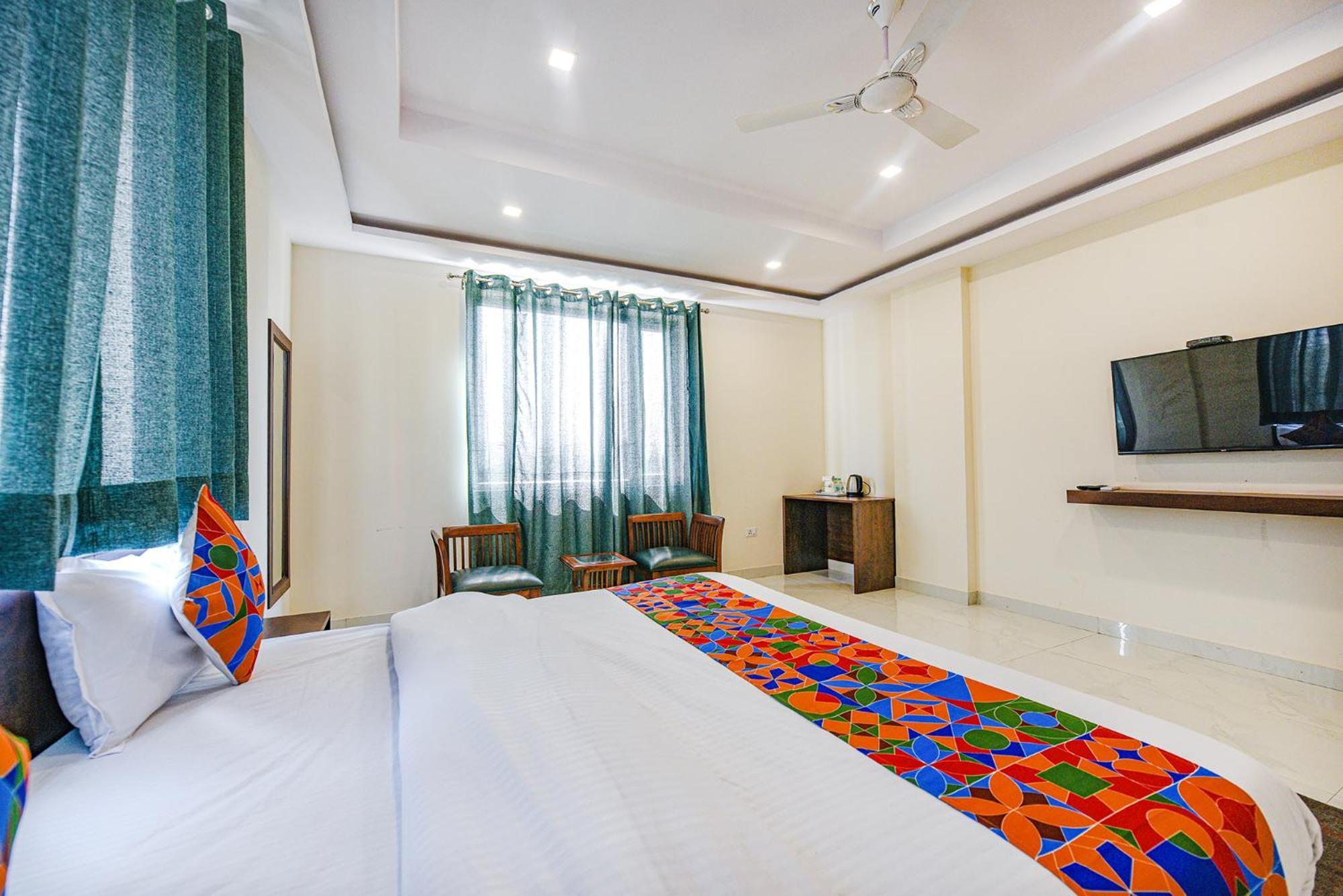 Fabhotel Jaswinder Bhawan หริทวาร ภายนอก รูปภาพ